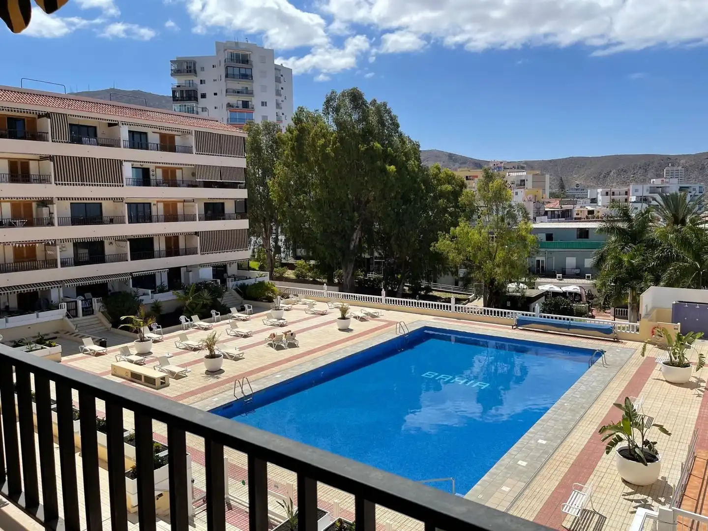 Piscina de Apartament de lloguer en Arona amb Terrassa i Moblat
