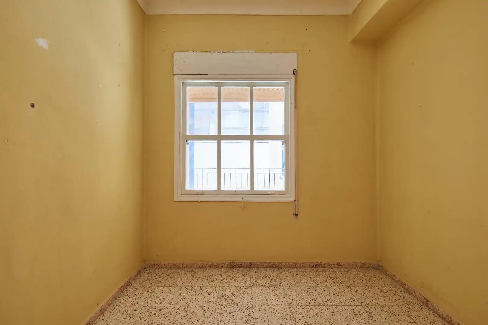 Habitación de Planta baja en venta en Cádiz con Terraza y Balcón