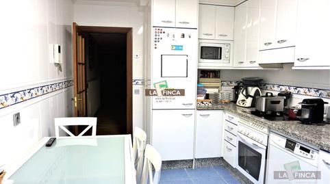 Foto 4 de Piso de alquiler en Historiador Juan Uria, Milán - Pumarín, Asturias