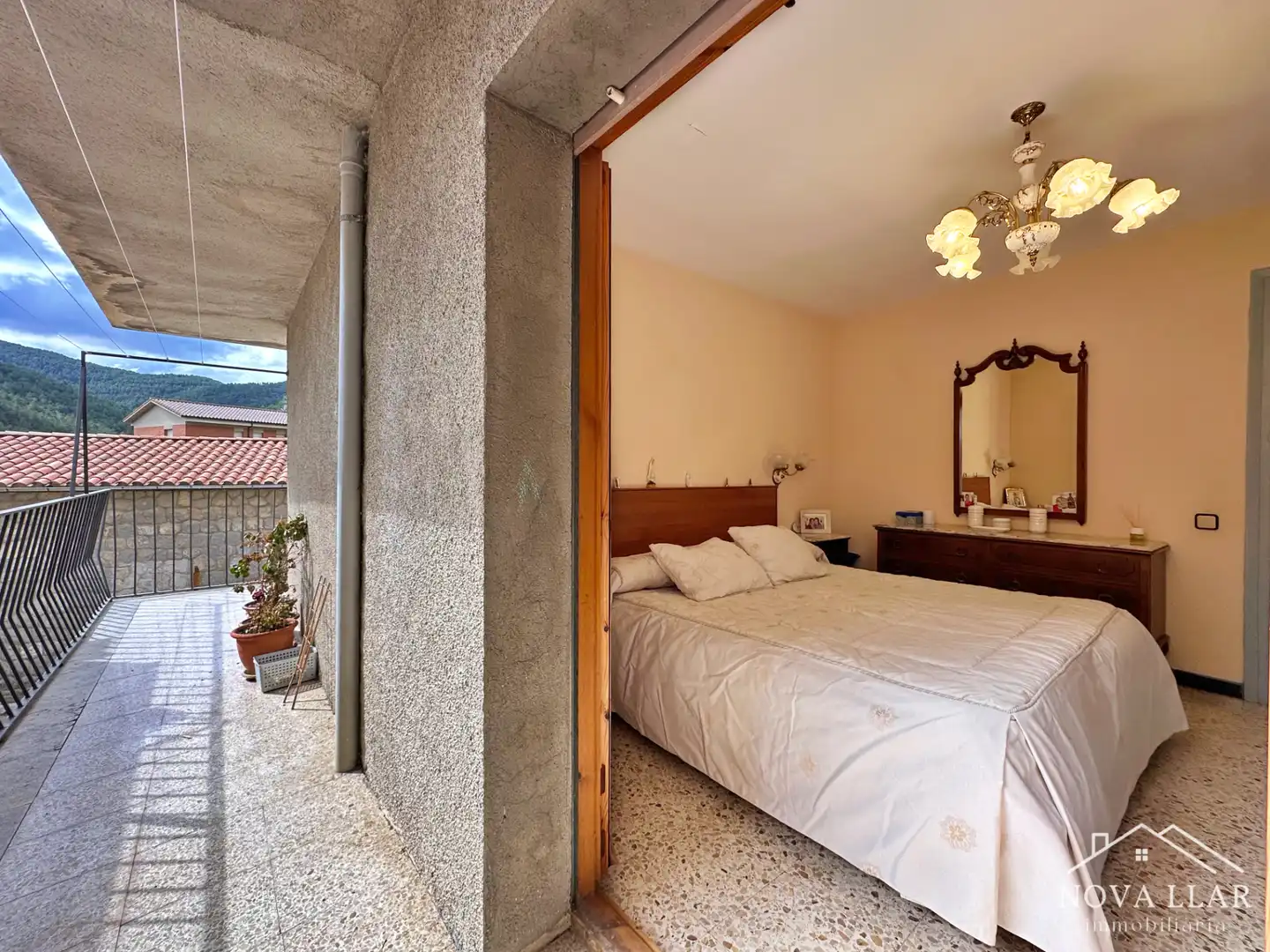 Dormitori de Casa adosada en venda en Gombrèn amb Calefacció, Parquet i Forn