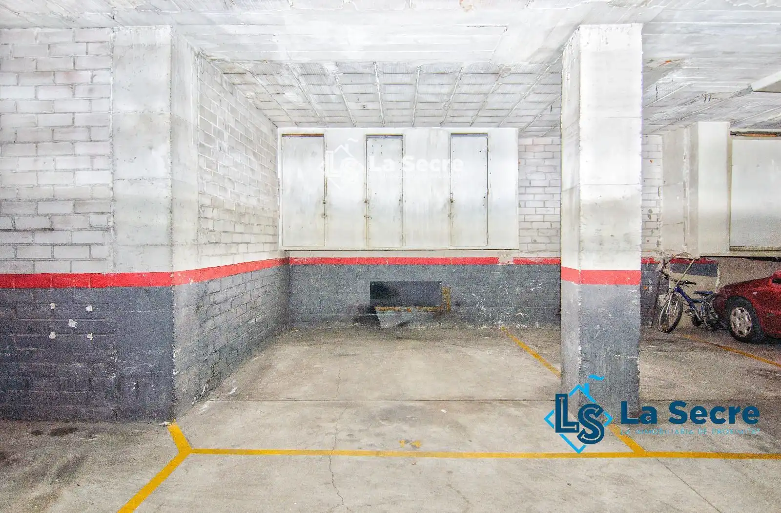 Parking de Piso en venta en Martorell con Aire acondicionado y Calefacción