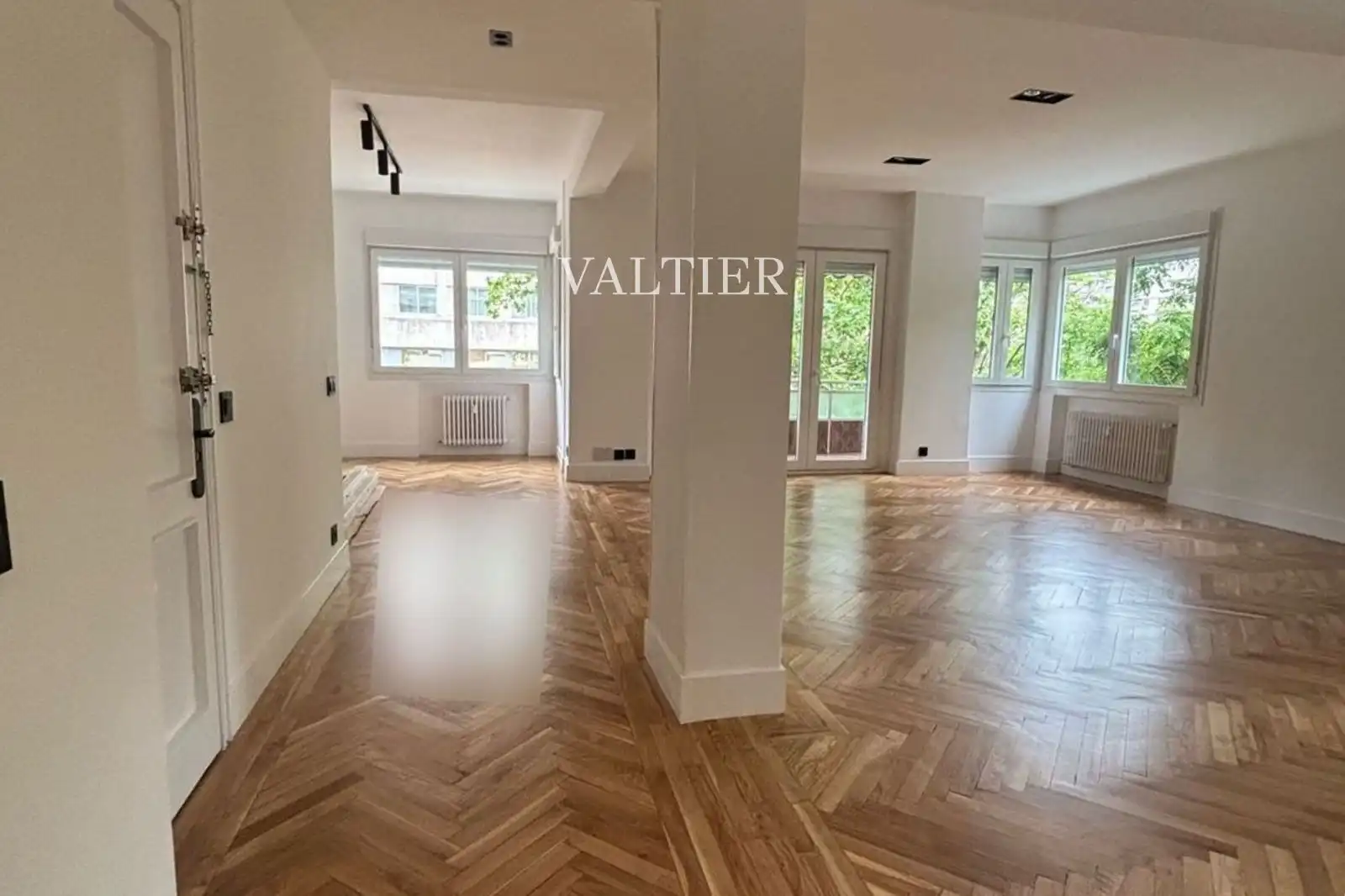 Living room of Flat for rent in Madrid  with Terrace