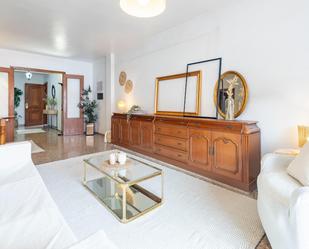 Living room of Flat for sale in  Valencia Capital  with Air Conditioner, Terrace and Balcony