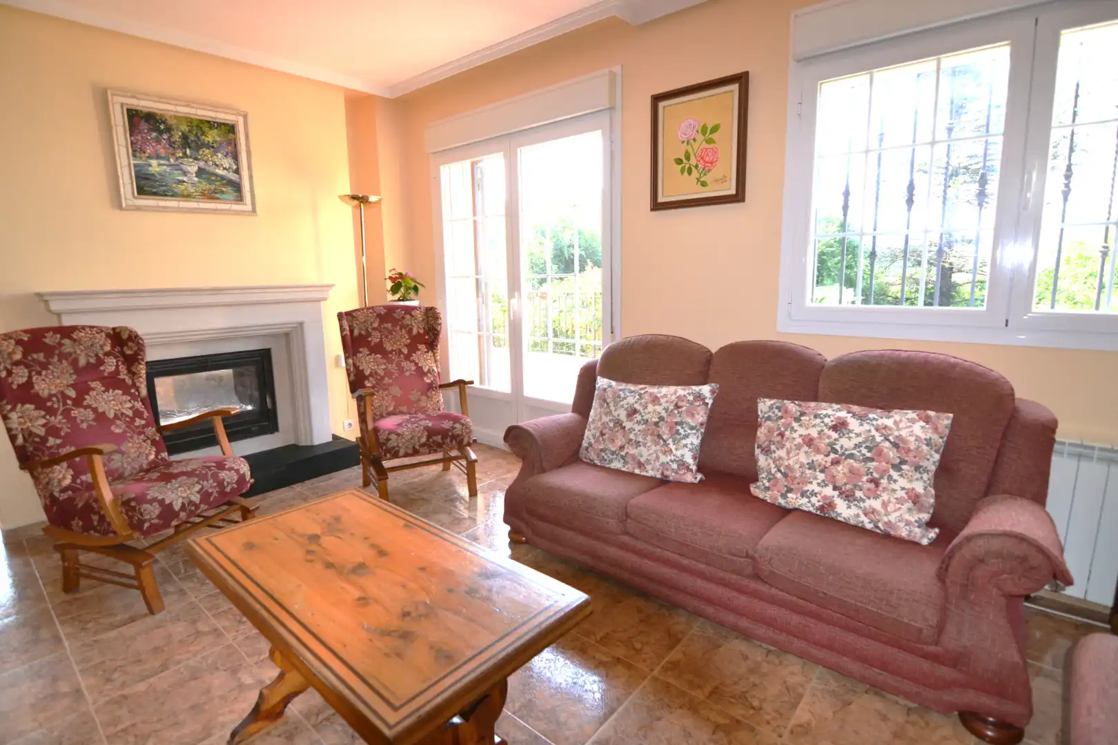 Sala de estar de Casa o chalet en venta en Somosierra con Calefacción, Jardín privado y Terraza