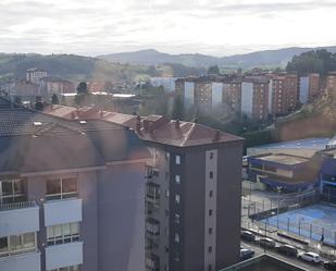 Vista exterior de Pis en venda en Avilés amb Calefacció, Terrassa i Traster