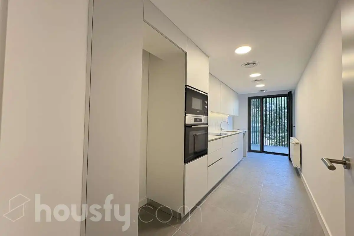 Appartamento con terrazza in vendita a Carrer Antón Agullana ., imagen 9
