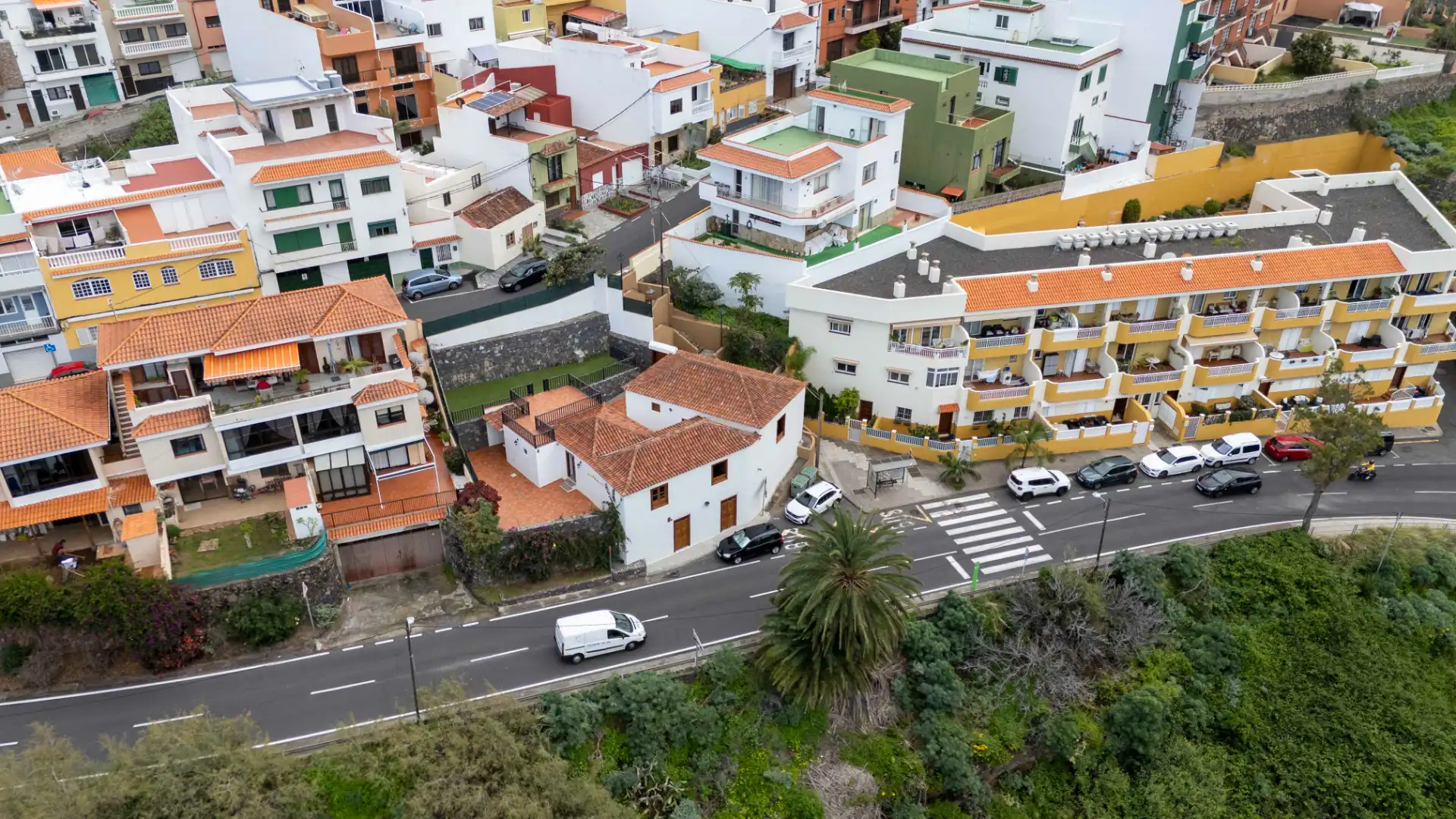 Vista exterior de Finca rústica en venda en Los Realejos amb Parquet, Terrassa i Balcó
