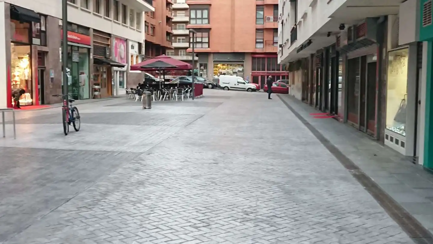 Business premises for sale in Particular de Club Kalea, imagen 3