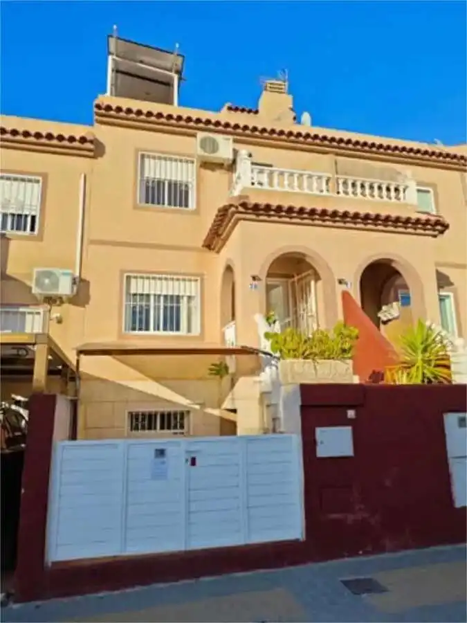 Casa adosada en venda a Centro ciudad