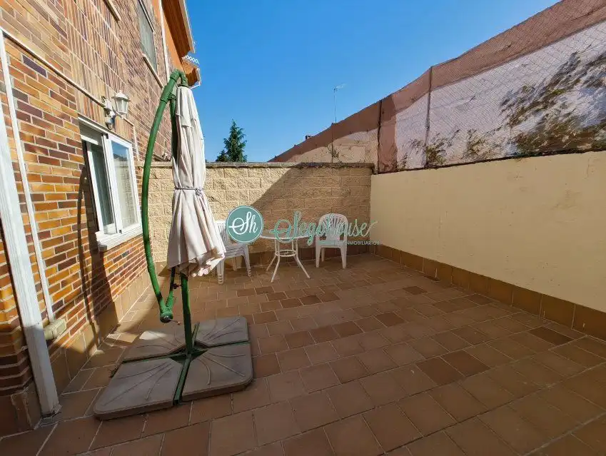 Terraza de Piso en venta en Bernuy de Porreros con Calefacción, Terraza y Trastero