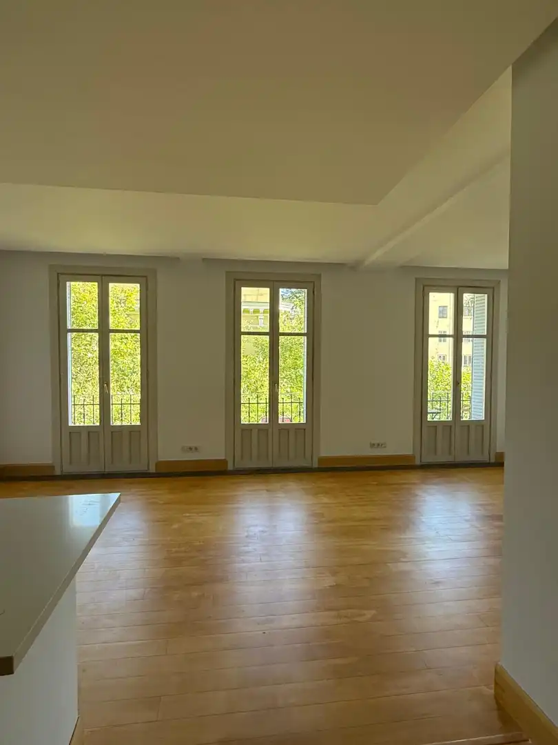 Appartamento con terrazza in affitto a Calle de Zurbano, imagen 7