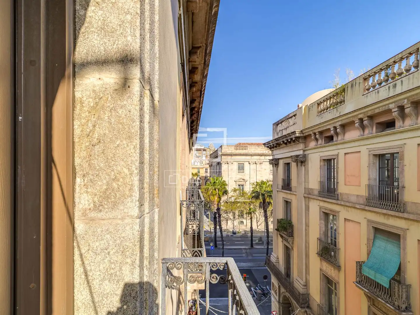 Exterior view of Flat for sale in Barcelona  with Air Conditioner, Heating and Furnished