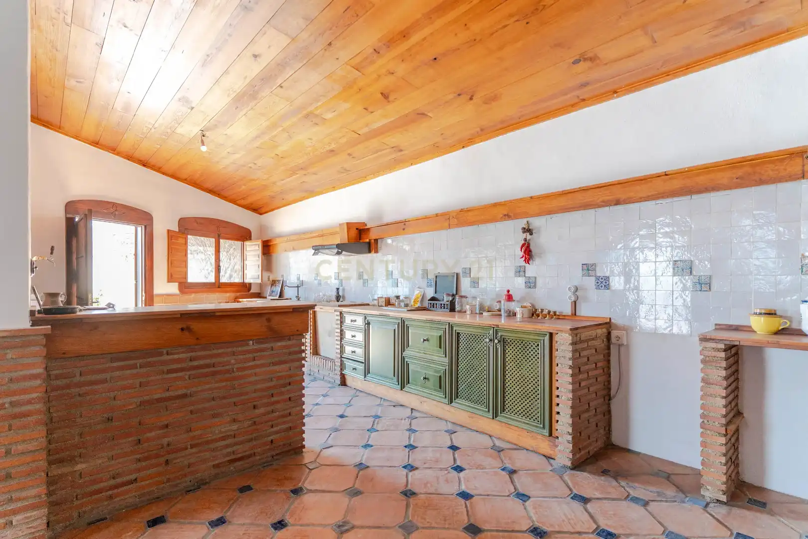 Küche von Haus oder Chalet zum Verkauf in Granada mit Klimaanlage, Privatgarten und Abstellraum