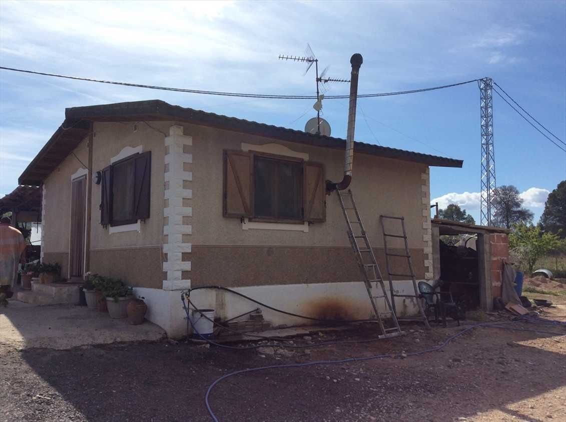 Vista exterior de Casa o xalet en venda en Ginestar