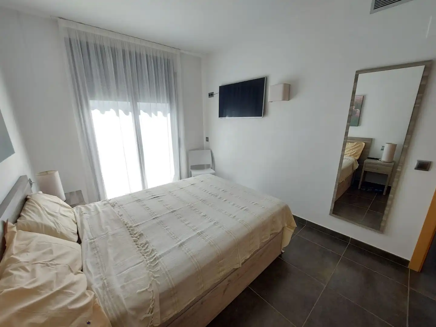 Habitación de Apartamento en venta en L'Estartit con Aire acondicionado, Calefacción y Terraza