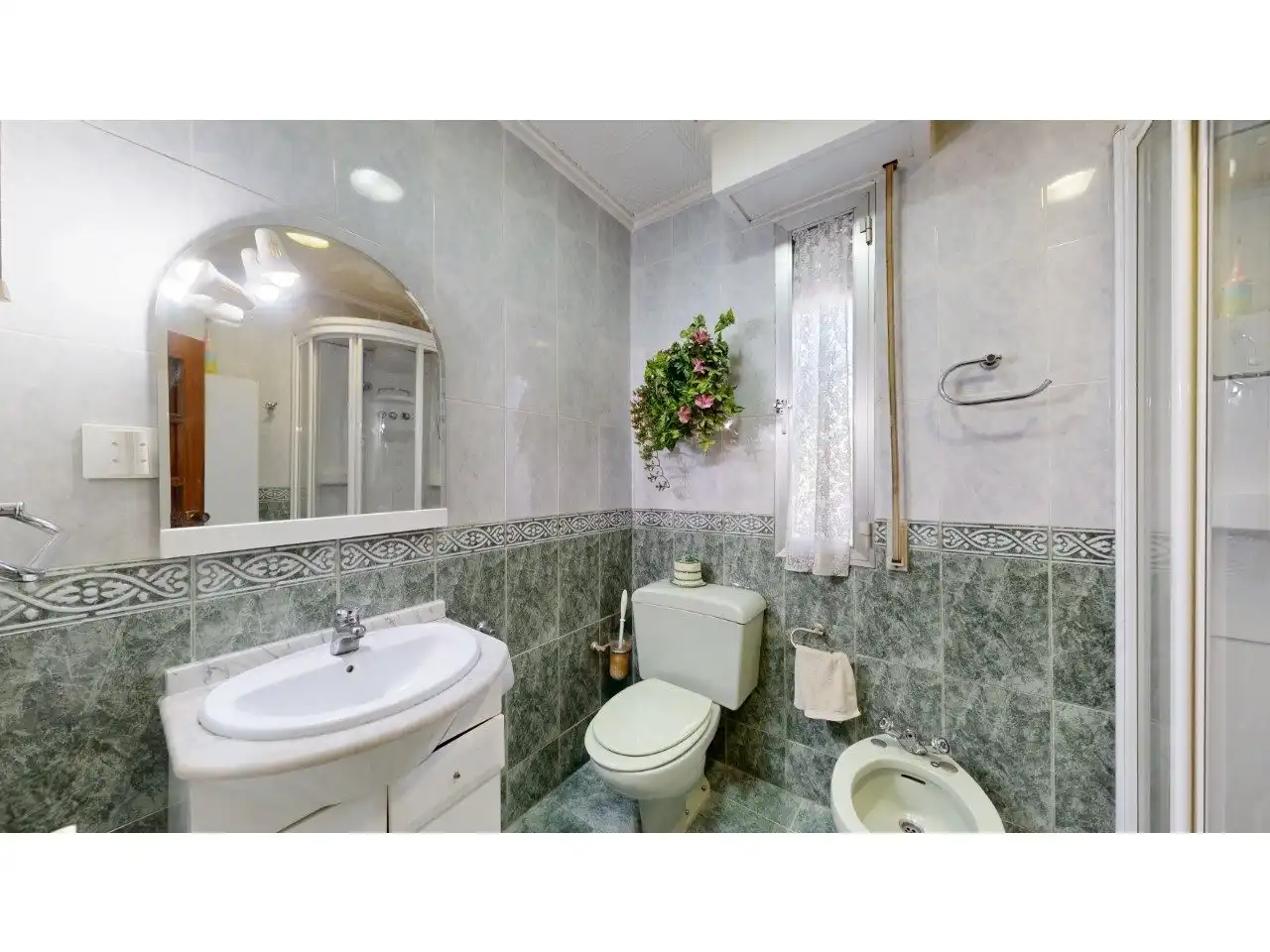 Baño de Casa o chalet en venta en La Pobla de Vallbona con Jardín privado y Piscina