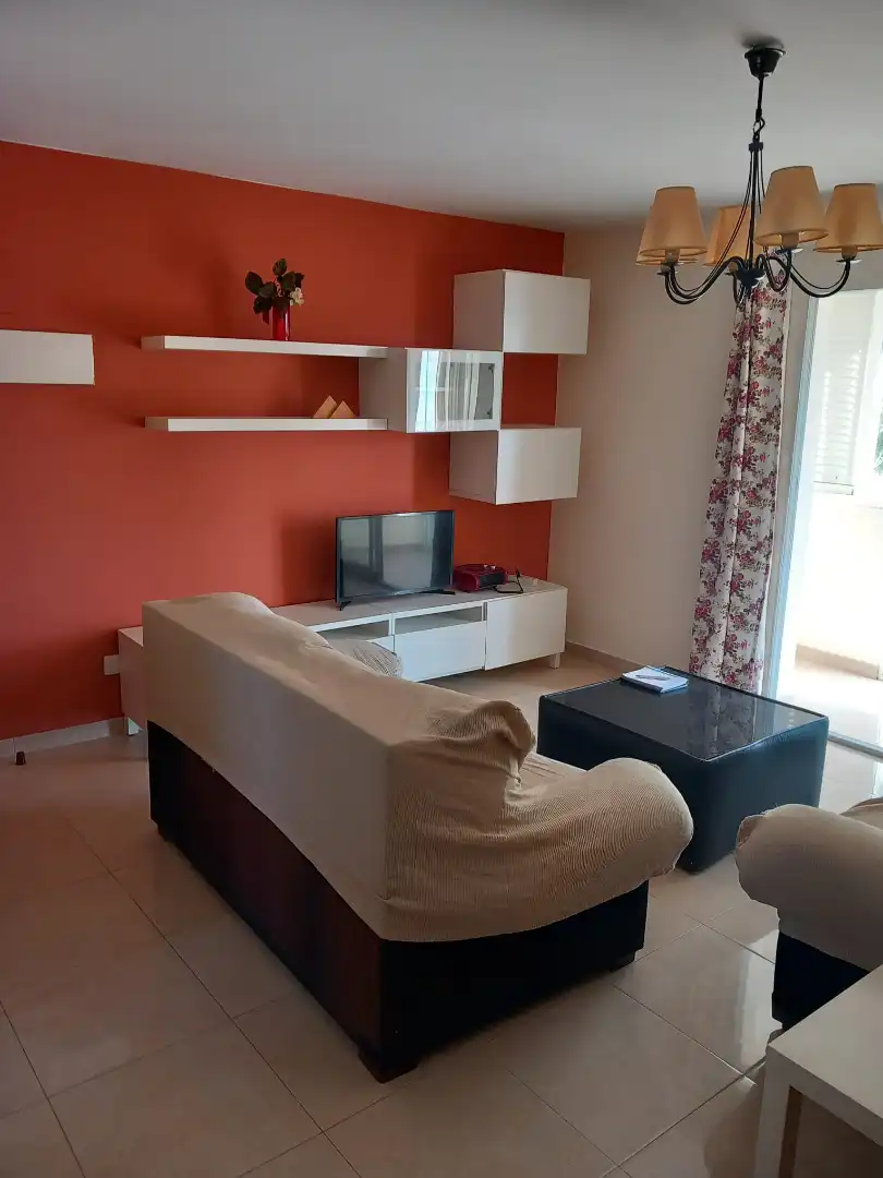 Sala de estar de Piso de alquiler en La Línea de la Concepción con Amueblado, Horno y Lavadora