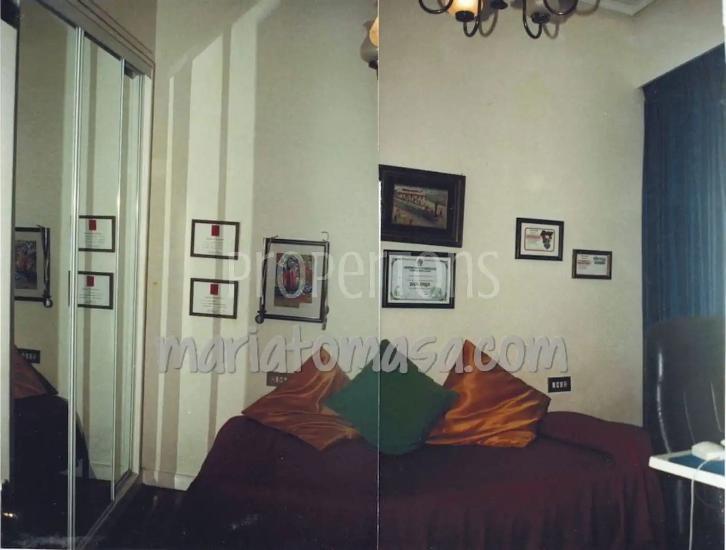 Bedroom of Flat for sale in Getxo 