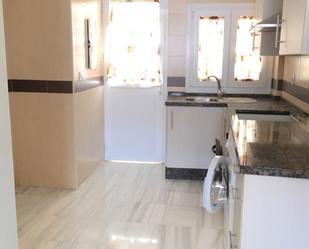 Cuina de Apartament en venda en Almonte amb Aire condicionat, Calefacció i Terrassa