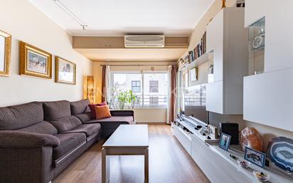 Sala d'estar de Apartament en venda en  Barcelona Capital amb Aire condicionat, Calefacció i Parquet