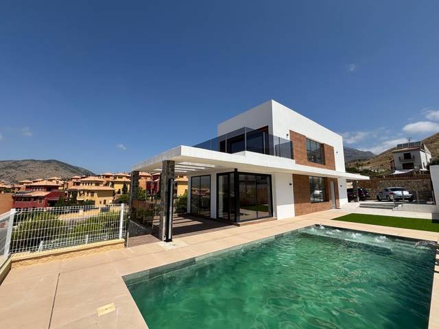 Casa-chalet en Venta en Balcón de Finestrat - Terra Marina