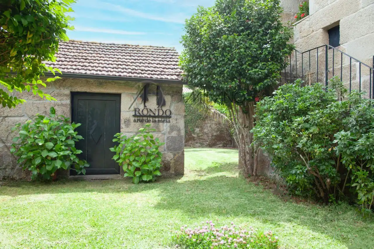 Jardí de Finca rústica en venda en Mondariz amb Calefacció, Jardí privat i Terrassa