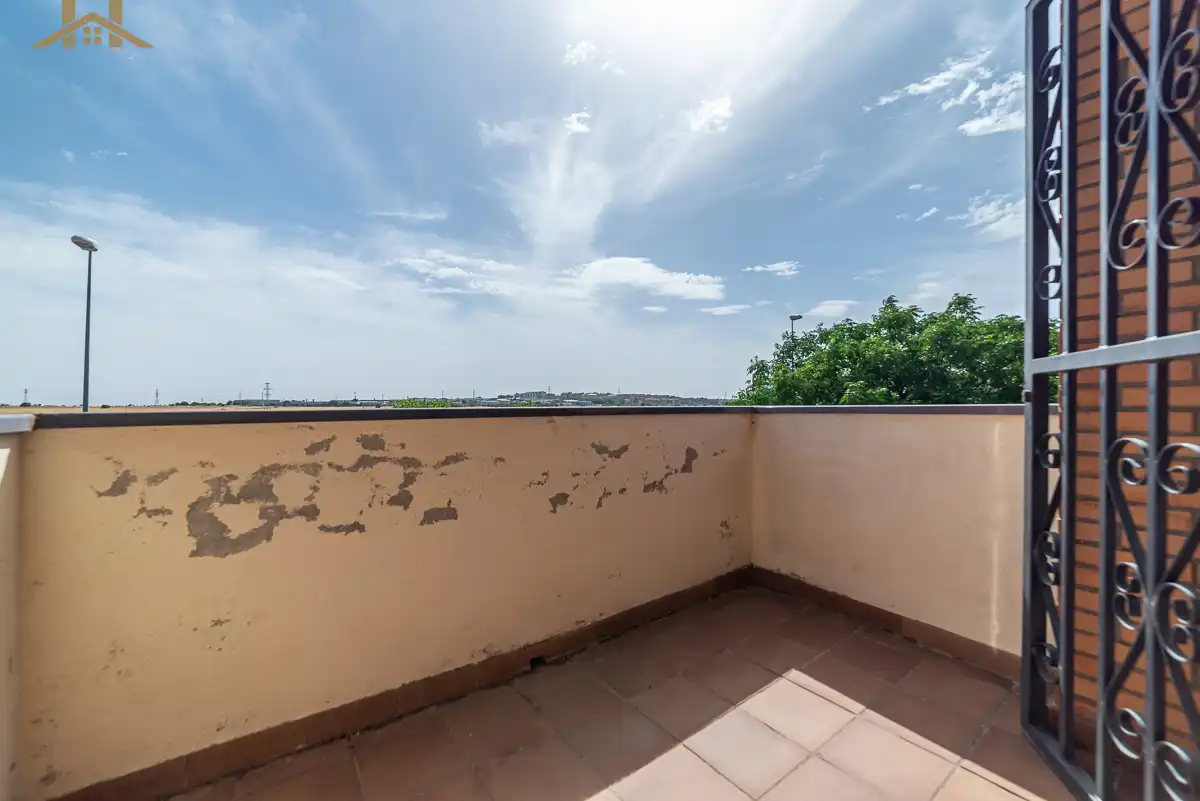 Terraza de Casa adosada en venta en Leganés con Aire acondicionado, Calefacción y Jardín privado