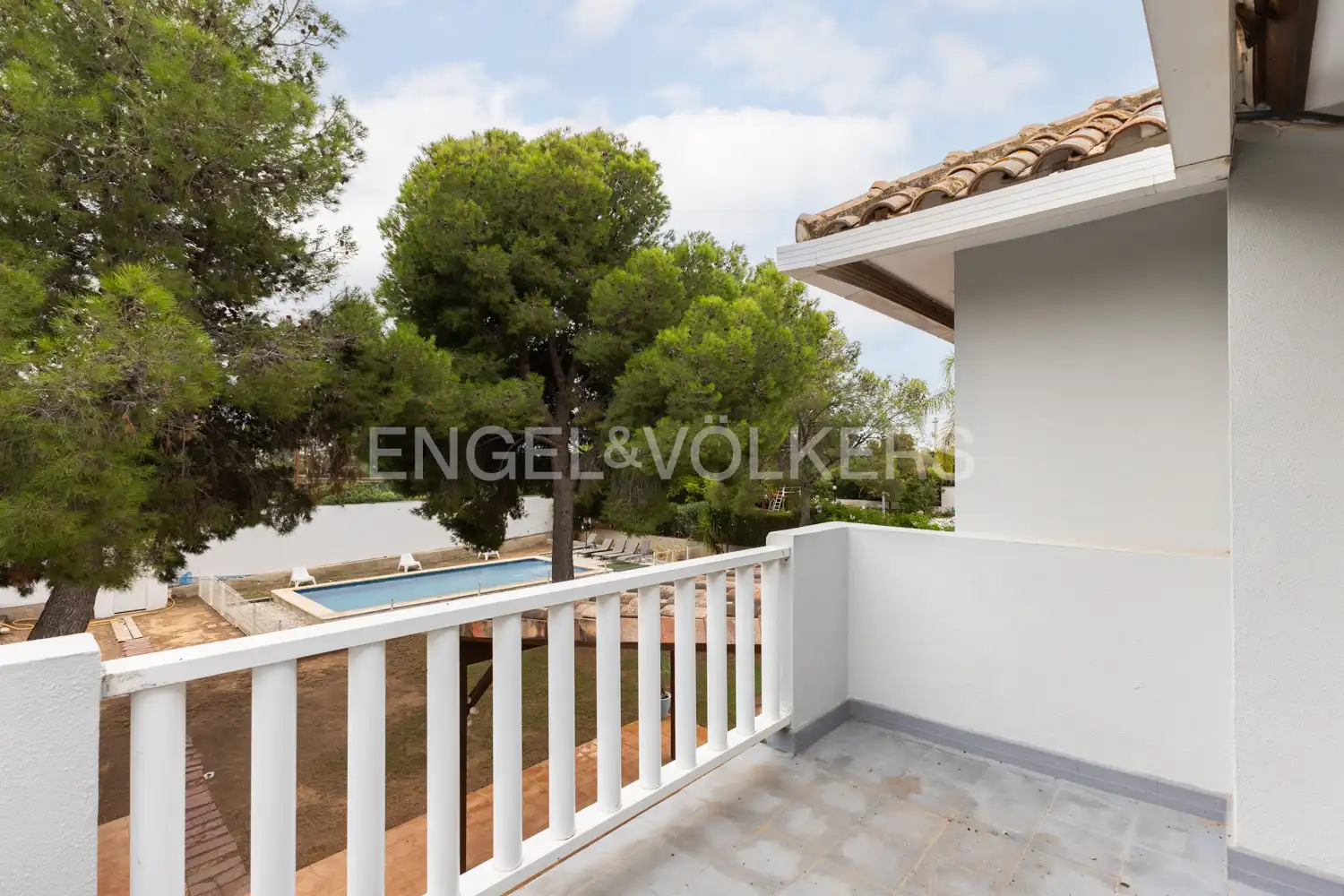 Terraza de Casa o chalet de alquiler en Serra con Calefacción, Jardín privado y Parquet
