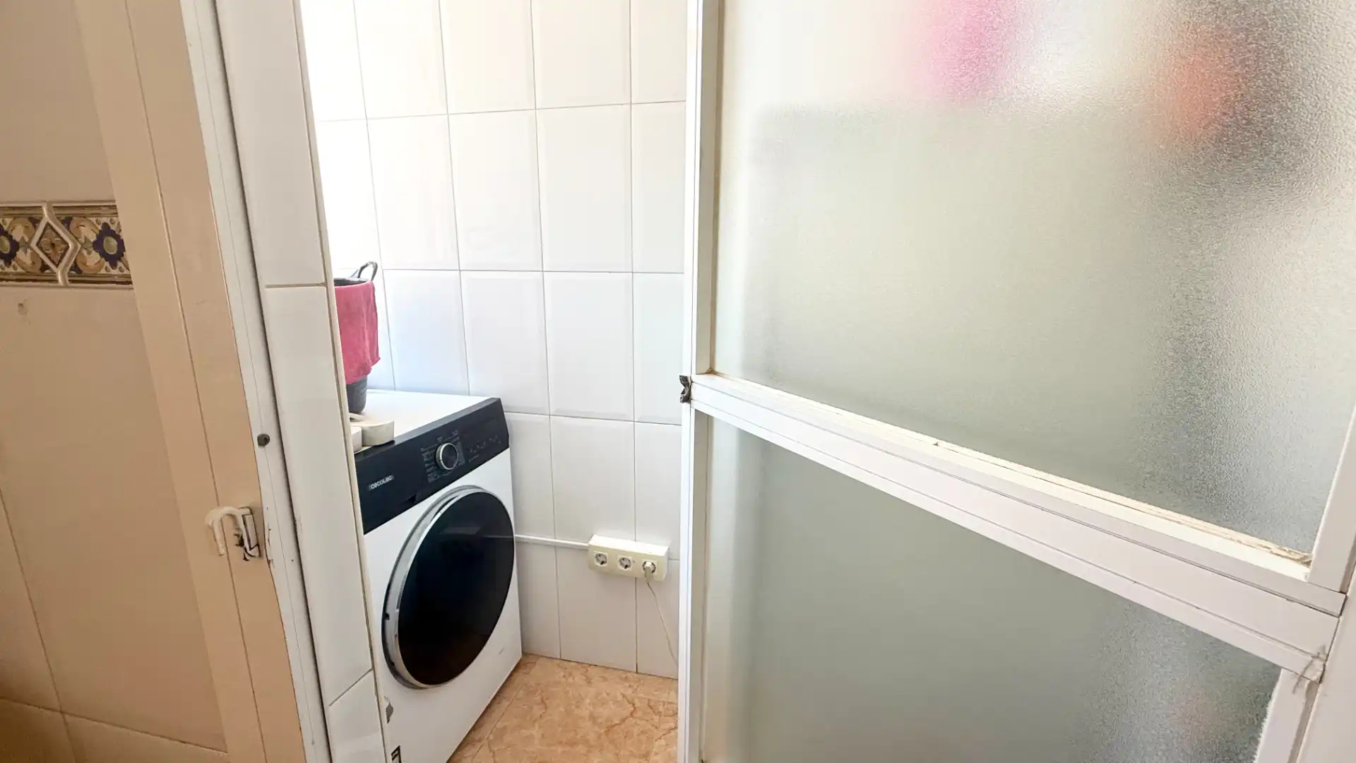 Bany de Àtic en venda en Almería amb Terrassa i Moblat