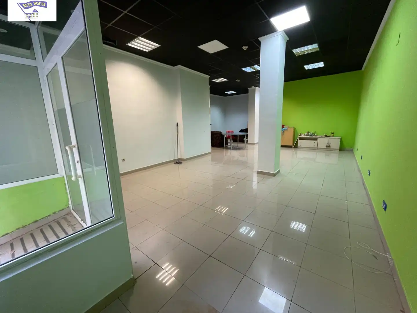 Local comercial en venda a Industria