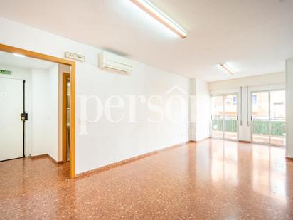 Flat for sale in  Valencia Capital  with Air Conditioner, Storage room and Balcony