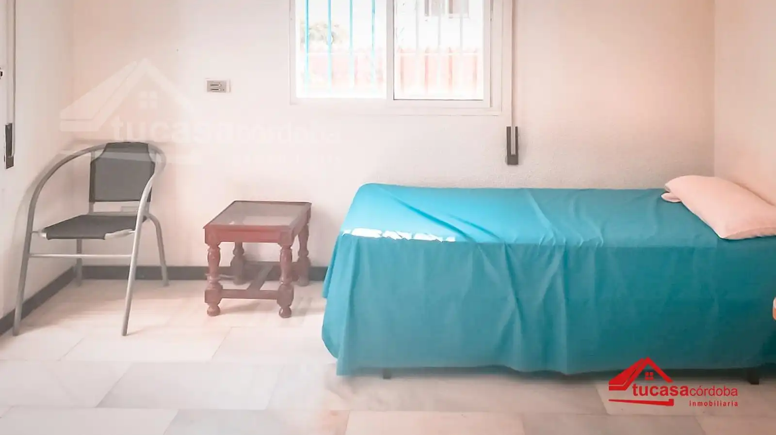 Dormitori de Casa o xalet en venda en Córdoba amb Aire condicionat, Traster i Moblat