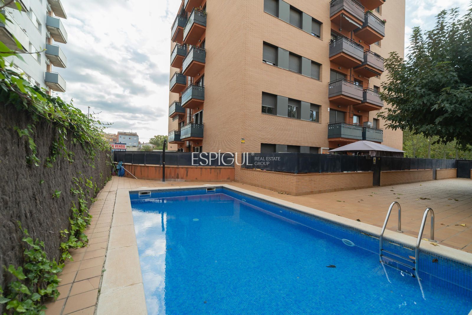 Piscina de Àtic en venda en Salt amb Aire condicionat, Calefacció i Terrassa