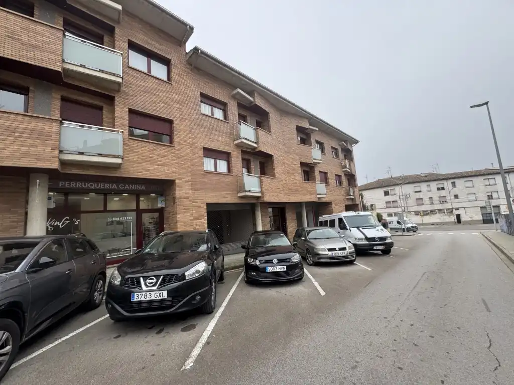 Local comercial en venda a Calle Pep Ventura