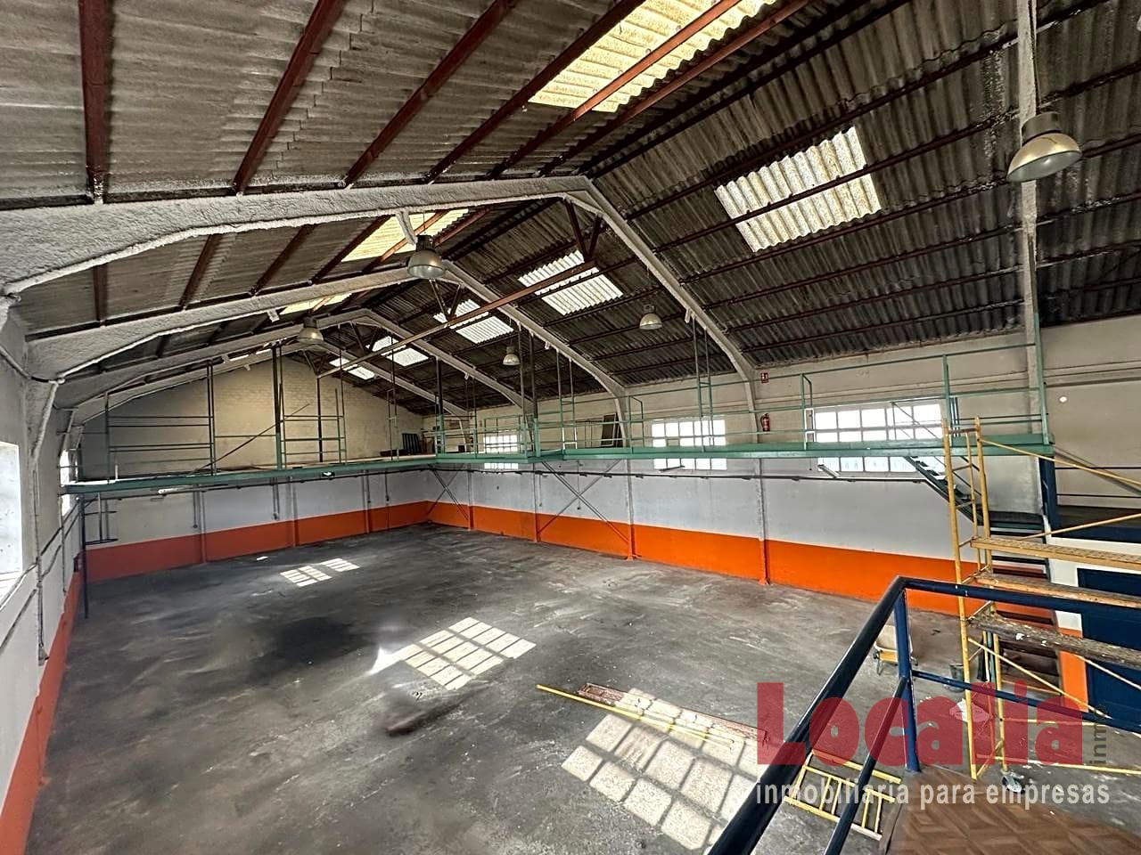 Industrial buildings to rent in Polanco