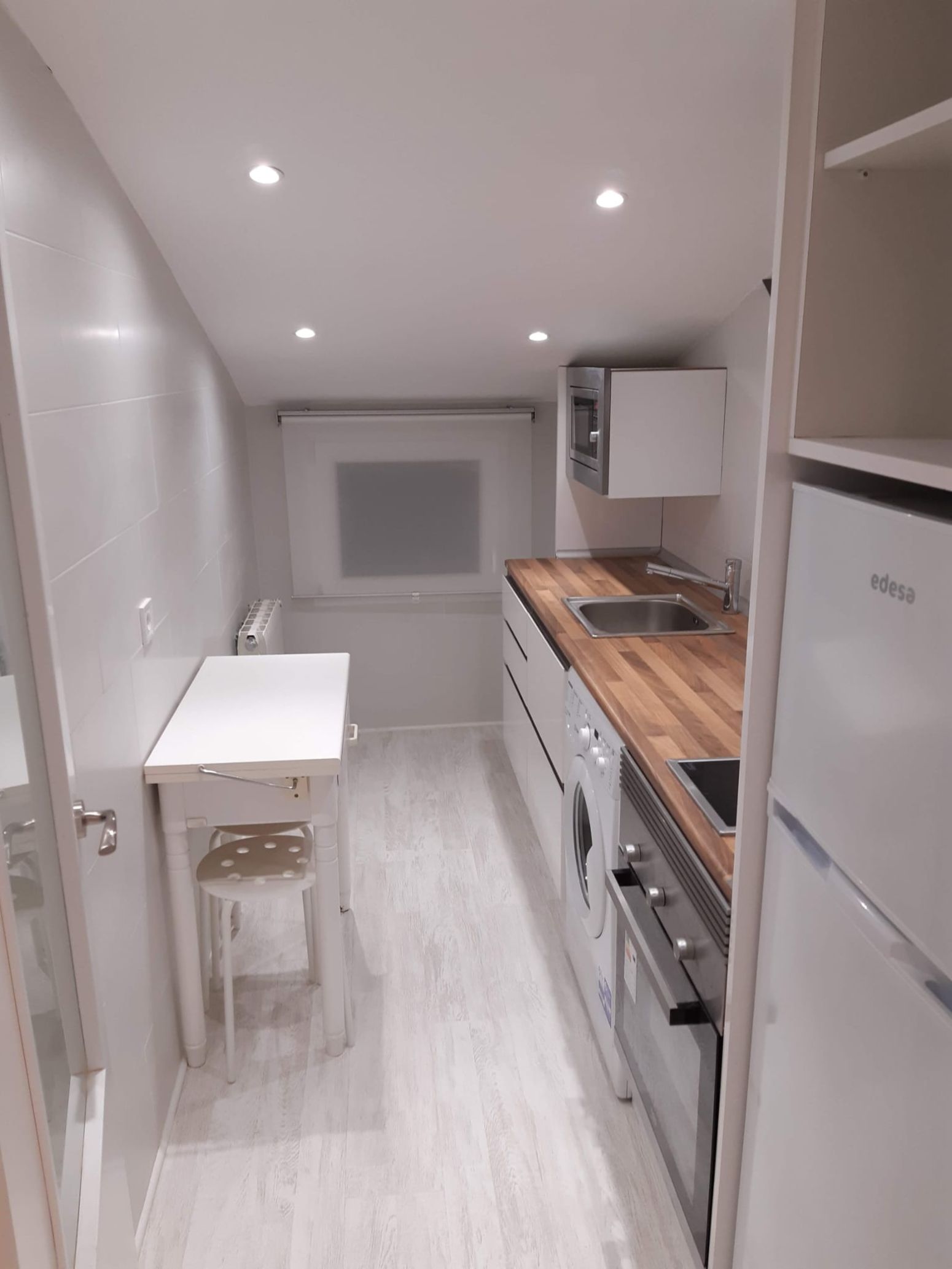 Kitchen of Flat for sale in Burgos Capital  with Heating and Parquet flooring
