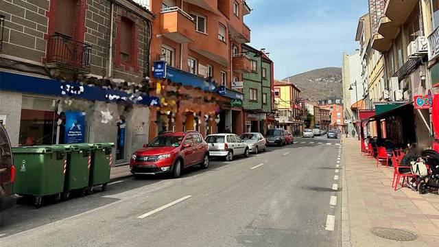 Local comercial en Venta en DE LA CONSITUCIÓN, 87 en Cistierna