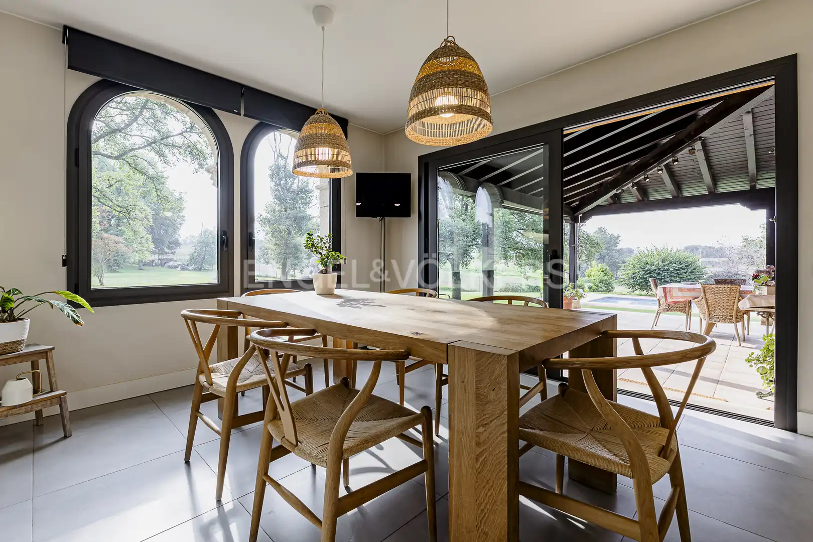 Esszimmer von Country house zum Verkauf in Torelló mit Klimaanlage, Heizung und Privatgarten