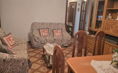 Living room of Flat for sale in  Madrid Capital  with Heating and Terrace