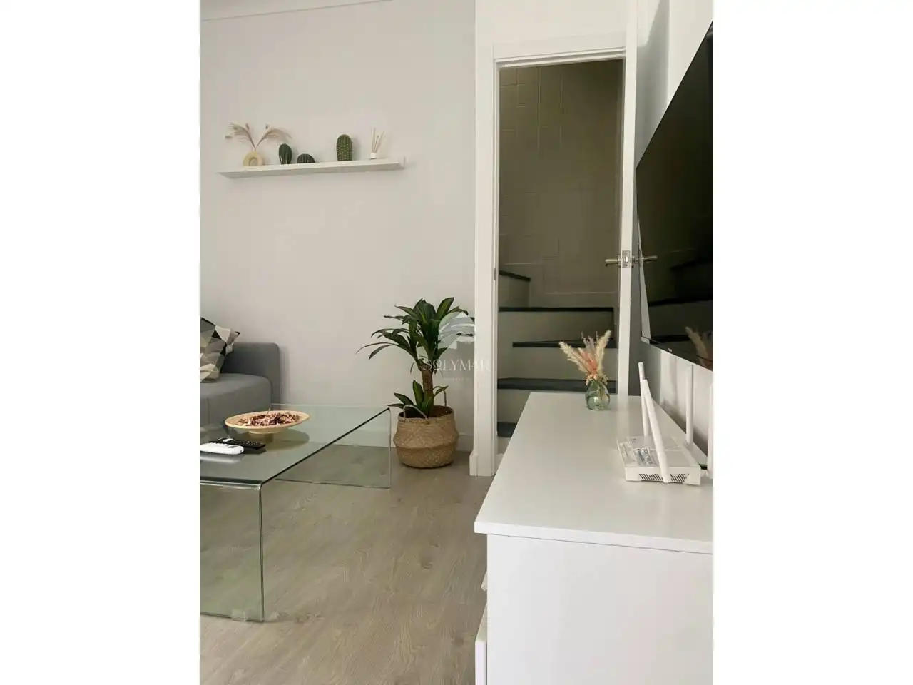 Sala d'estar de Casa adosada de lloguer en Vélez-Málaga amb Aire condicionat, Terrassa i Moblat