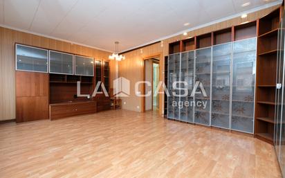 Flat for sale in  Barcelona Capital  with Heating