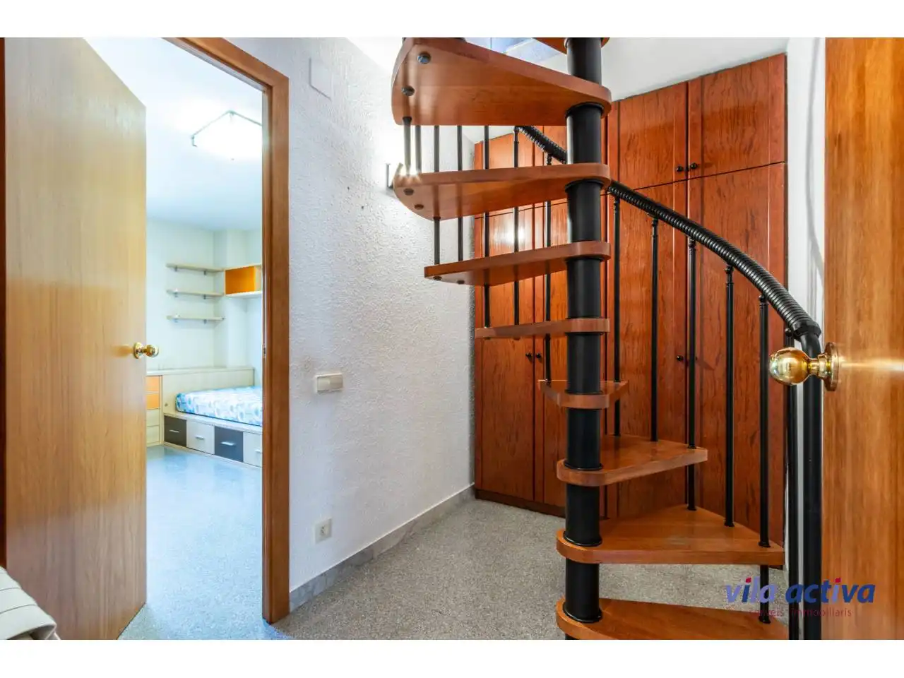 Dúplex en venta en Terrassa con Aire acondicionado, Calefacción y Terraza