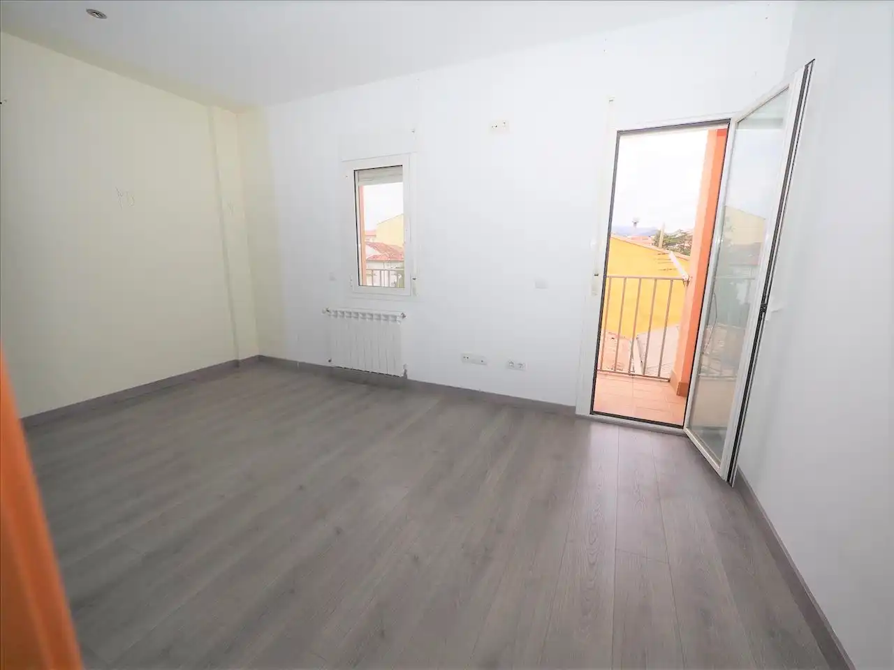 Schlafzimmer von Maisonette zum Verkauf in Torelló