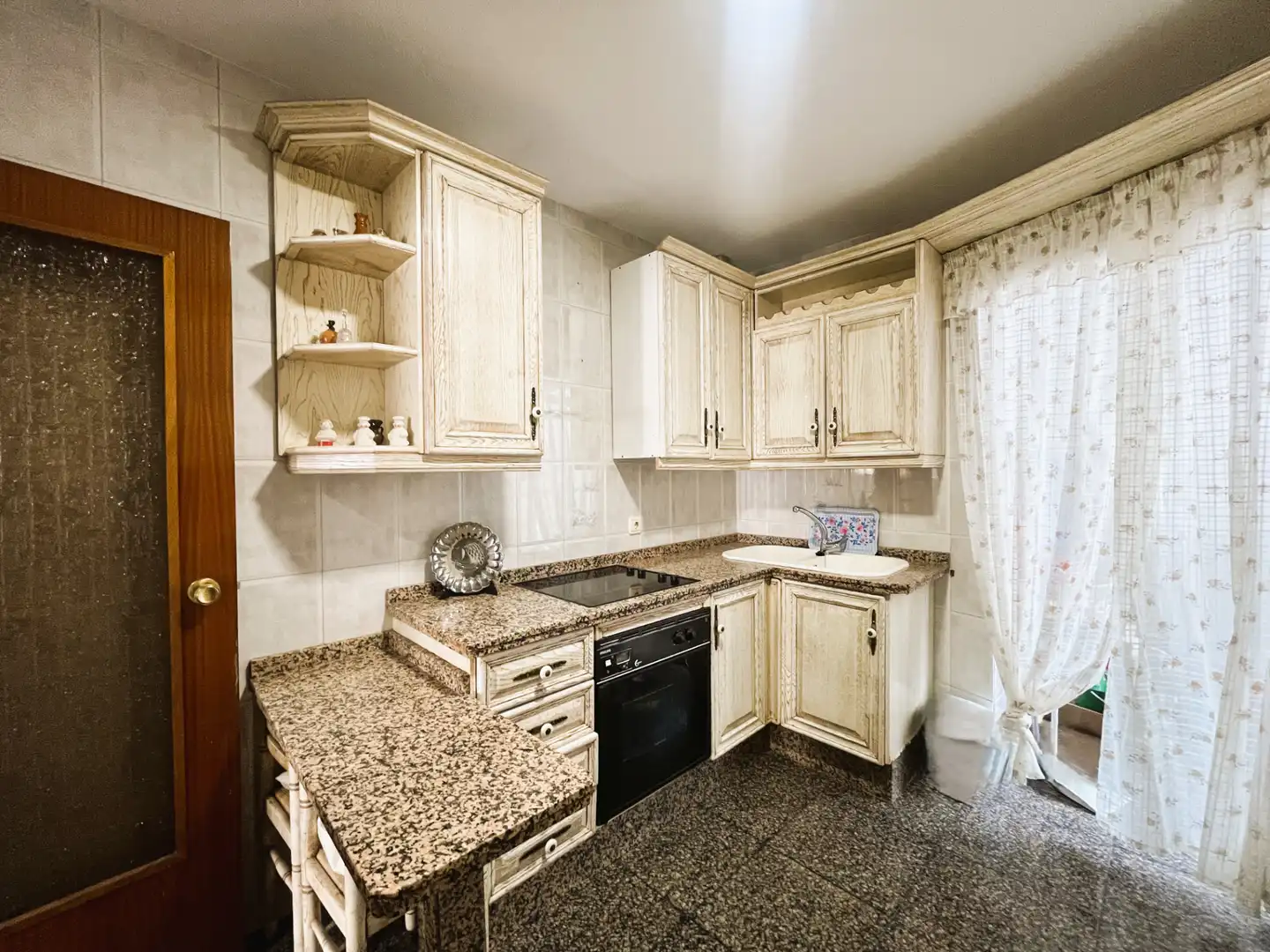 Cocina de Piso en venta en Jaén con Aire acondicionado, Calefacción y Balcón