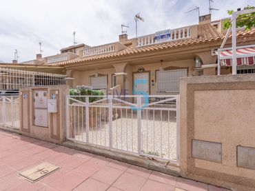 Reihenhaus mit Balkon zum Verkauf in Centro