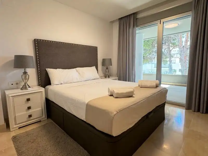 Dormitori de Apartament de lloguer en Nueva Andalucía