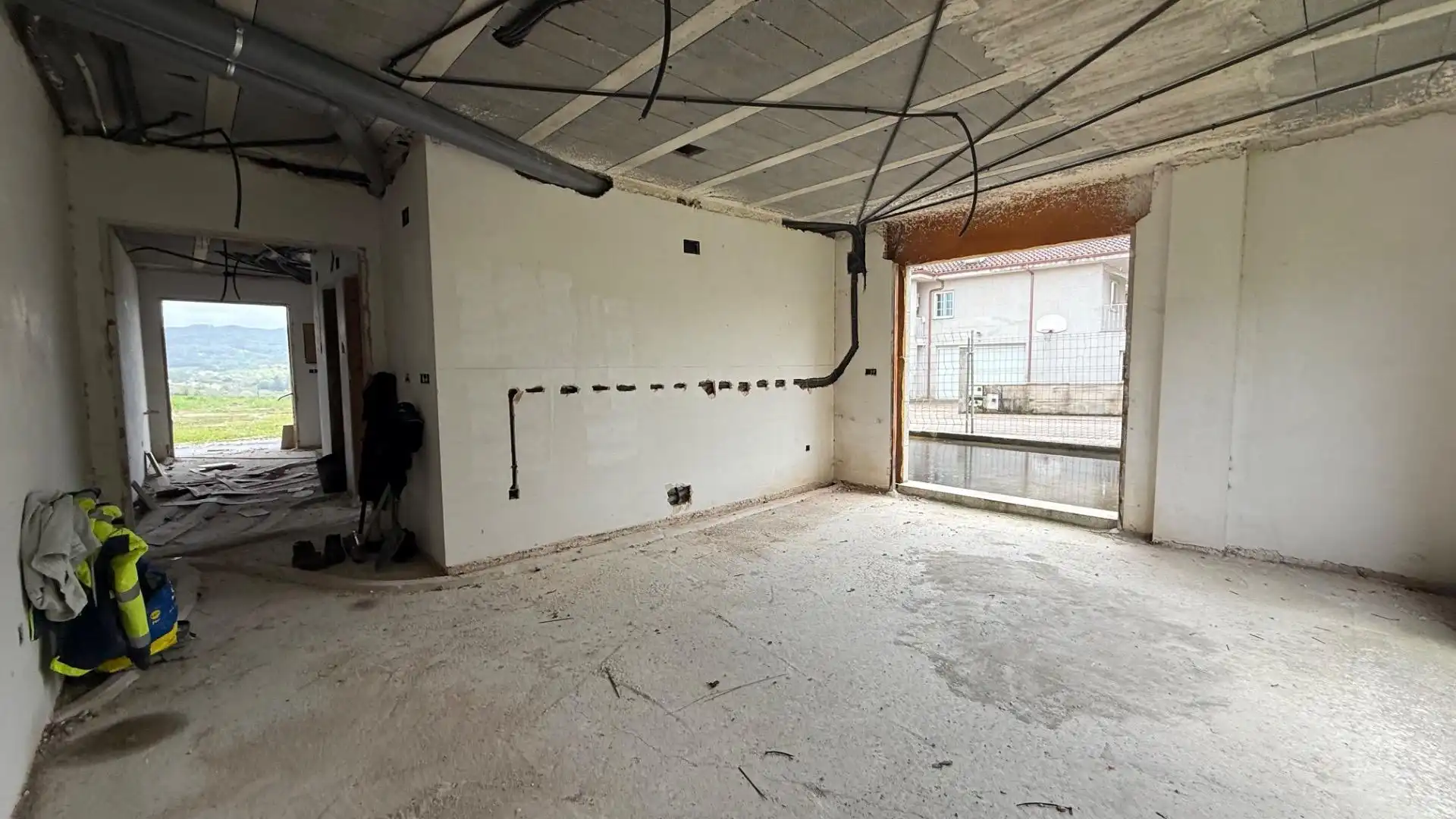 Casa adosada en venta en Allariz con Calefacción, Jardín privado y Terraza