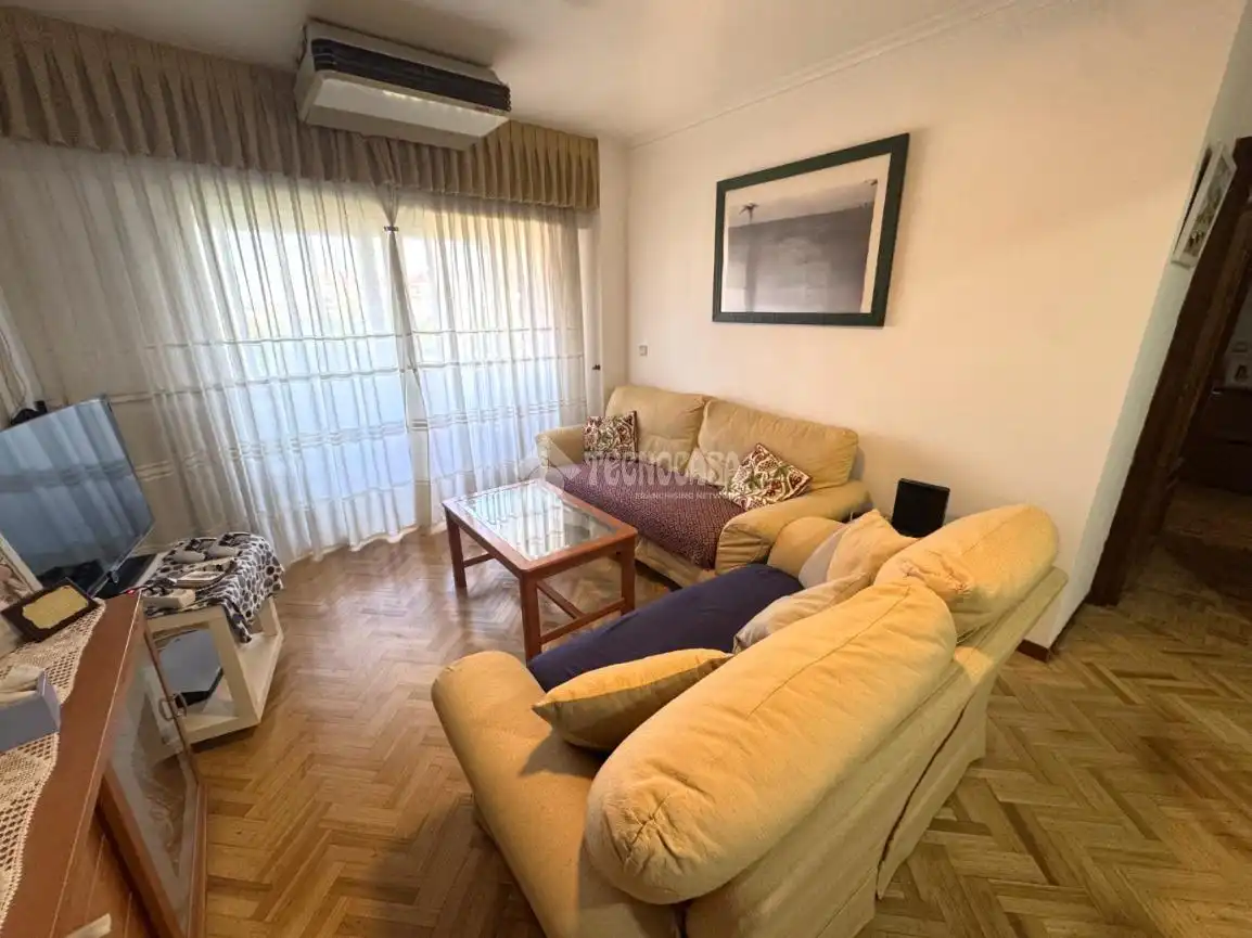 Sala de estar de Piso en venta en Alcalá de Henares con Aire acondicionado y Calefacción