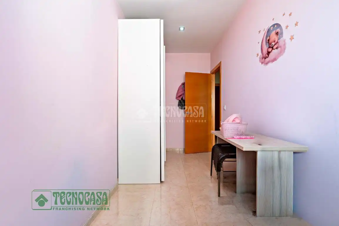 Habitación de Piso en venta en El Ejido con Aire acondicionado