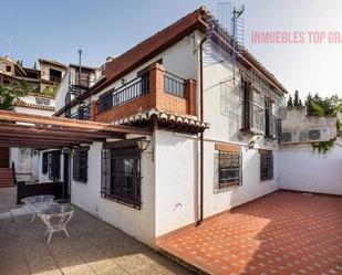 Vista exterior de Casa o xalet en venda en  Granada Capital amb Terrassa